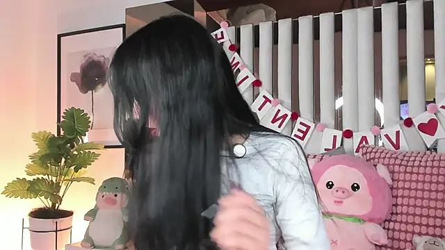 Kitty Eliffe online show from February 13, 11:28 pm