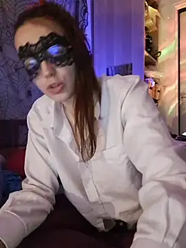 Snapshot of PearMaki chatting on October 26, 6:25 pm PearMaki online show from October 26, 6:25 pm