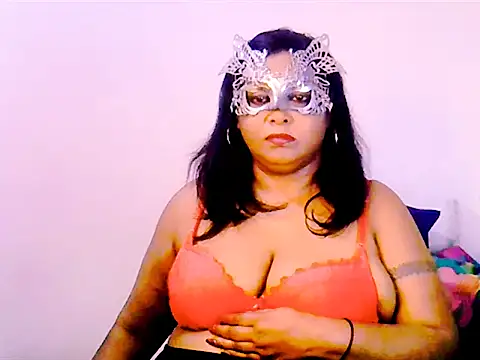 Snapshot of Mysterylady143 chatting on September 25, 8:39 pm Mysterylady143 online show from September 25, 8:39 pm