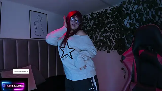 Snapshot of Kitty_Gang chatting on October 7, 2:38 am Kitty Gang online show from October 7, 2:38 am