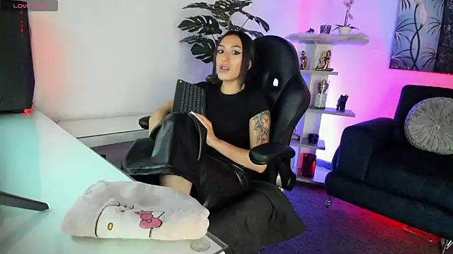 Snapshot of BaphyBaby chatting on September 30, 7:19 pm BaphyBaby online show from September 30, 7:19 pm