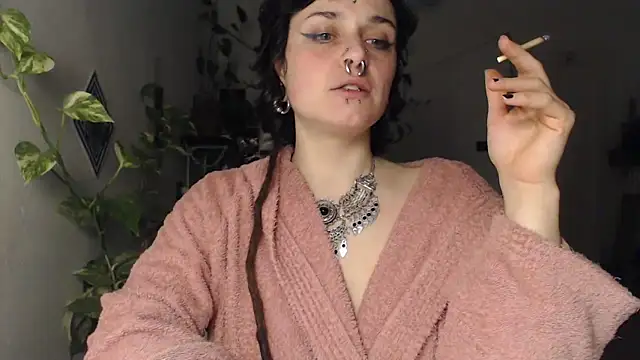 metamorphosiskin online show from February 20, 9:37 pm