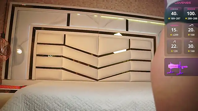 sophie 1 online show from September 17, 3:26 am