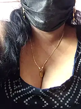 mallu-sumi online show from April 9, 4:26 am