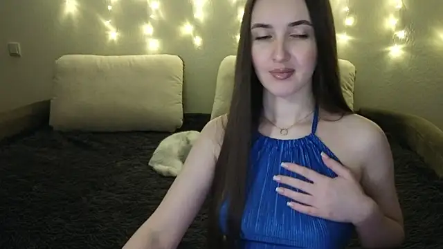 Tutti Frutt1s online show from October 10, 1:10 am