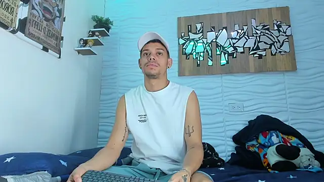 Snapshot of Friendsofeverything_ chatting on October 5, 2:11 pm Friendsofeverything  online show from October 5, 2:11 pm