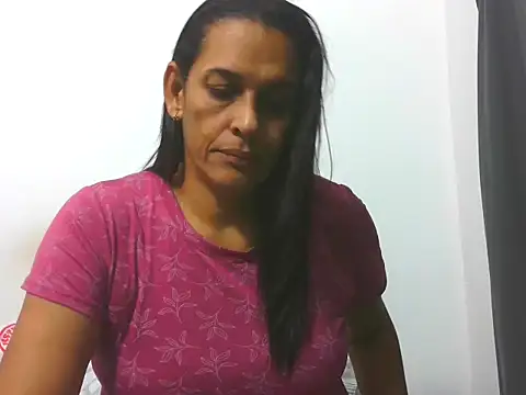 latinbrunettet online show from May 19, 1:18 pm