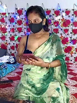 PeaCoooock online show from October 3, 6:02 pm