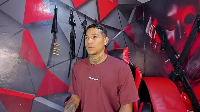 Hana and Zeta online show from January 7, 6:00 pm