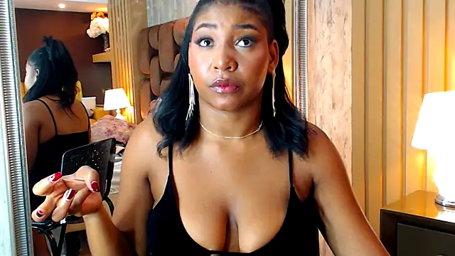 Snapshot of VanessaGlenn chatting on September 19, 9:25 pm VanessaGlenn online show from September 19, 9:25 pm