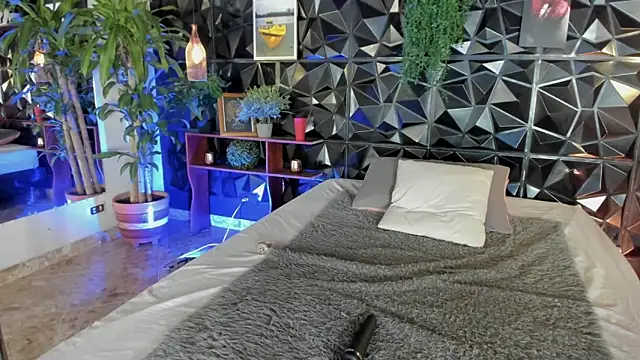 Snapshot of karla_999 chatting on October 16, 4:04 am karla 999 online show from October 16, 4:04 am