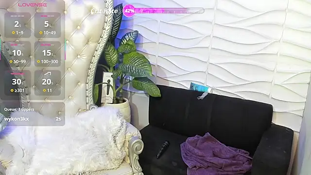 Snapshot of karla_999 chatting on September 26, 11:23 pm karla 999 online show from September 26, 11:23 pm