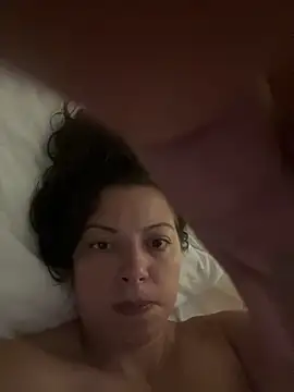 jessicag182 online show from October 22, 8:19 am