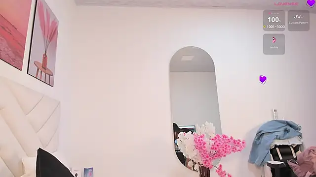 zoe rivers online show from March 20, 6:24 pm