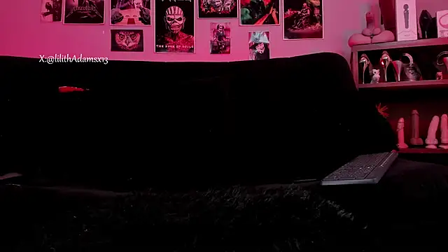 Snapshot of lilith-deveraux chatting on October 25, 2:35 pm lilith-deveraux online show from October 25, 2:35 pm