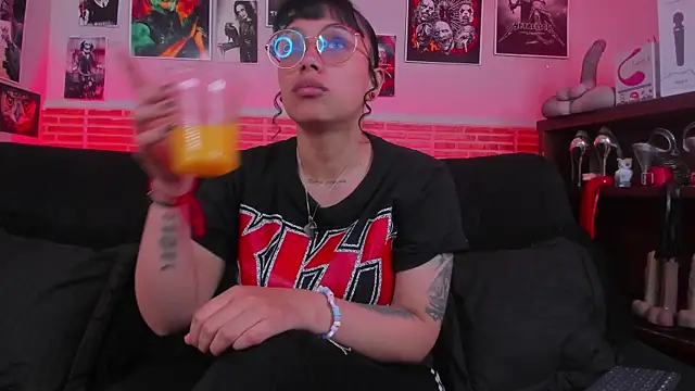 Snapshot of lilith-deveraux chatting on September 16, 2:25 pm lilith-deveraux online show from September 16, 2:25 pm