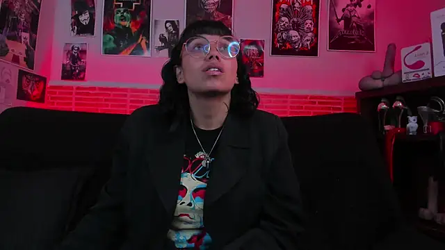 Snapshot of lilith-deveraux chatting on September 15, 1:41 pm lilith-deveraux online show from September 15, 1:41 pm