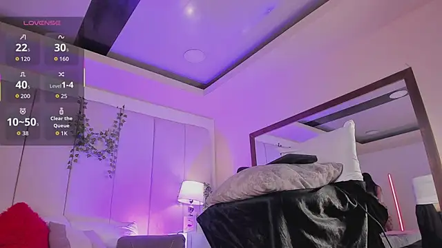 dayanne07 online show from February 25, 5:06 am