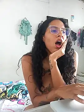 Karii-R online show from October 4, 7:07 pm