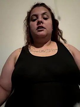 DatBishYouMiss online show from December 17, 7:01 am