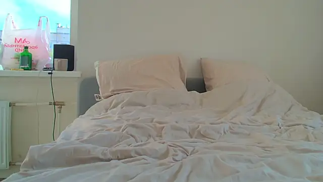 Irma-Bennet online show from October 4, 9:59 am