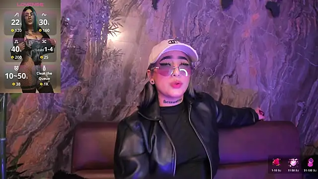 Snapshot of Alahia_Dangelo chatting on October 24, 5:42 pm Alahia Dangelo online show from October 24, 5:42 pm