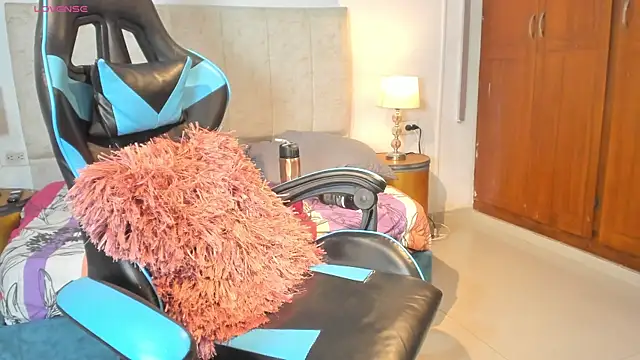  maria foxx  online show from March 26, 5:04 pm