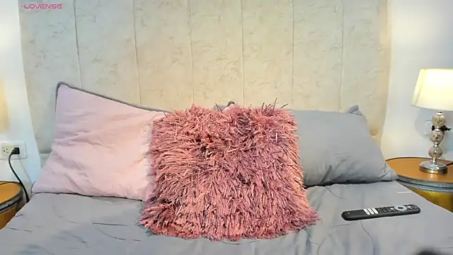  maria foxx  online show from February 20, 5:14 pm