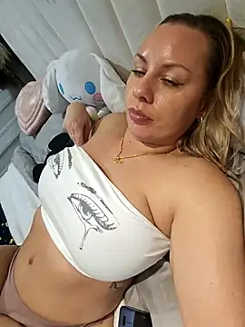 Sparkle2206 online show from October 23, 9:43 pm