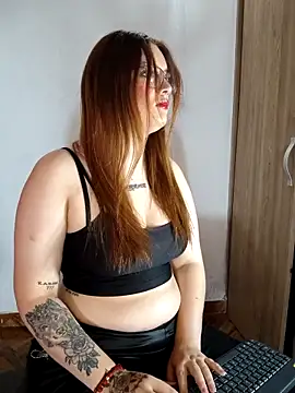 kendallclarkk03 online show from April 13, 11:49 pm