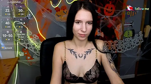 Snapshot of KarolinaBlacks chatting on October 26, 7:48 am KarolinaBlacks online show from October 26, 7:48 am