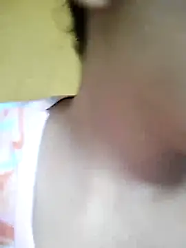 Snapshot of Anki-doll chatting on October 11, 8:41 am Anki-doll online show from October 11, 8:41 am