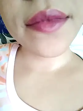 Snapshot of Anki-doll chatting on October 9, 8:40 am Anki-doll online show from October 9, 8:40 am