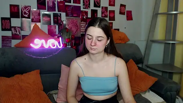 MilanaRoza online show from November 7, 5:57 am