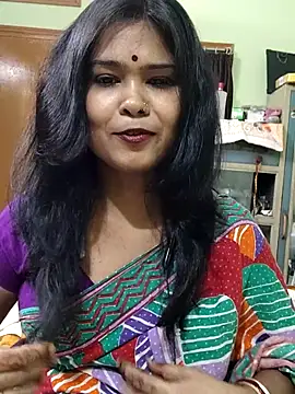 Snapshot of yoursweety09 chatting on October 22, 7:57 am yoursweety09 online show from October 22, 7:57 am