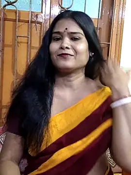 Snapshot of yoursweety09 chatting on September 23, 8:12 am yoursweety09 online show from September 23, 8:12 am