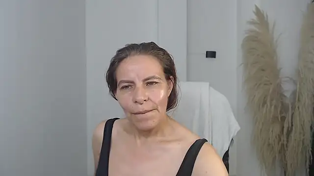 Milf karlye online show from December 23, 2:48 am