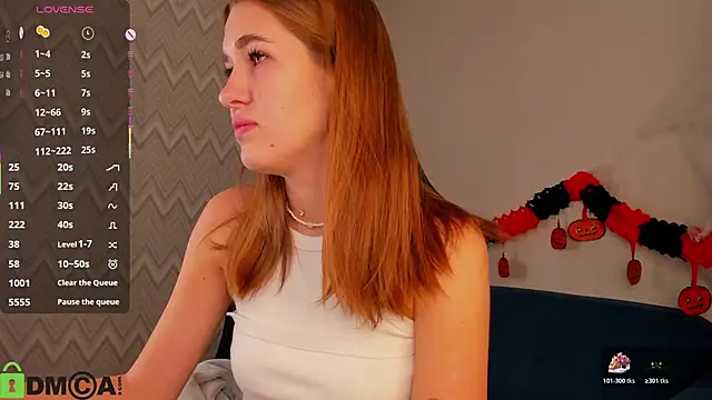 Snapshot of Jennifer_Wadee chatting on October 30, 11:39 pm Jennifer Wadee online show from October 30, 11:39 pm