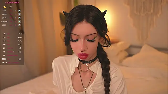 Devilsss toy online show from October 28, 4:24 pm