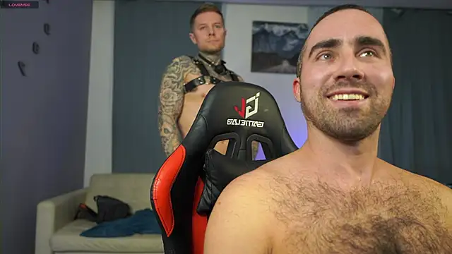 Snapshot of Alex_xxx chatting on October 8, 4:11 pm Alex xxx online show from October 8, 4:11 pm