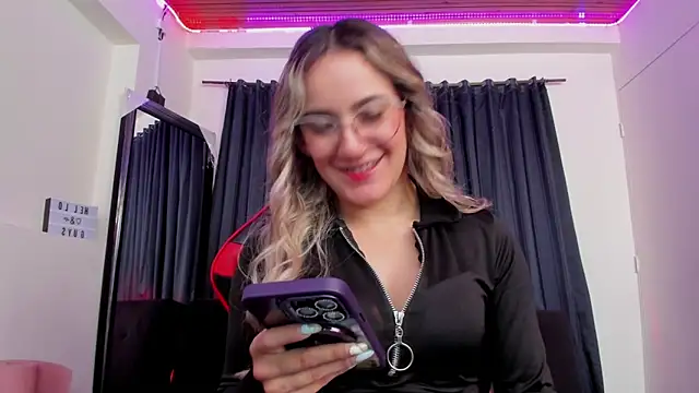 Keyth clement online show from December 19, 9:29 pm