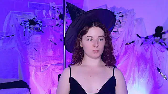 Snapshot of AnnTerry_ chatting on October 18, 12:52 pm AnnTerry online show from October 18, 12:52 pm