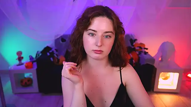 Snapshot of AnnTerry_ chatting on October 31, 1:04 pm AnnTerry online show from October 31, 1:04 pm