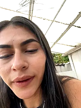 emilie xx  online show from October 10, 10:03 pm