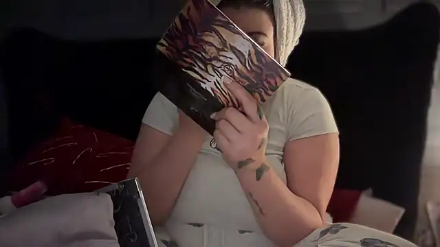 curvybabesx1 online show from November 30, 9:24 am