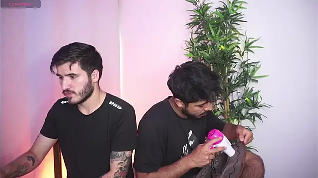 Tony Wylie online show from October 7, 8:02 pm