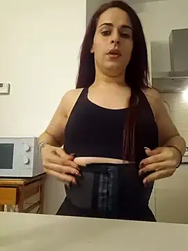 Snapshot of perla97 chatting on October 21, 2:21 pm perla97 online show from October 21, 2:21 pm