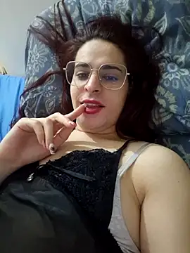 perla97 online show from January 6, 7:17 pm