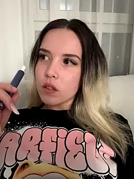 Diamond lucyy online show from September 15, 10:17 pm