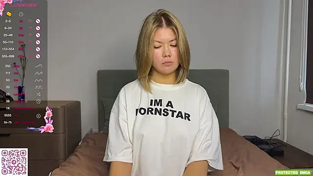 Snapshot of jettamona chatting on September 30, 4:07 am jettamona online show from September 30, 4:07 am